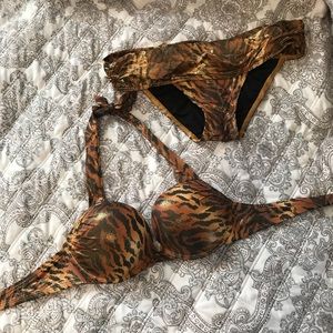 Victoria’s Secret Bombshell Bikini set